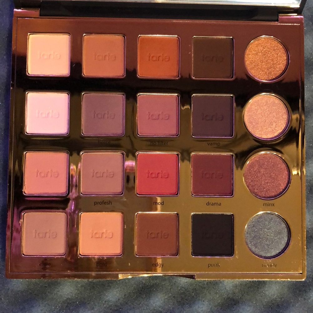 Tarte “Tarteist Pro” Eyeshadow Palette